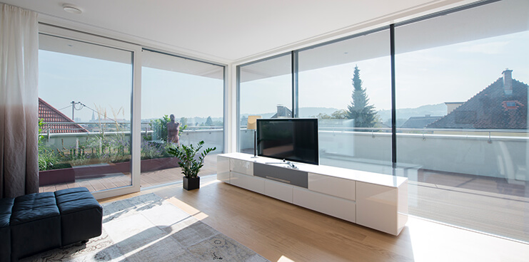 Duże okna do salonu